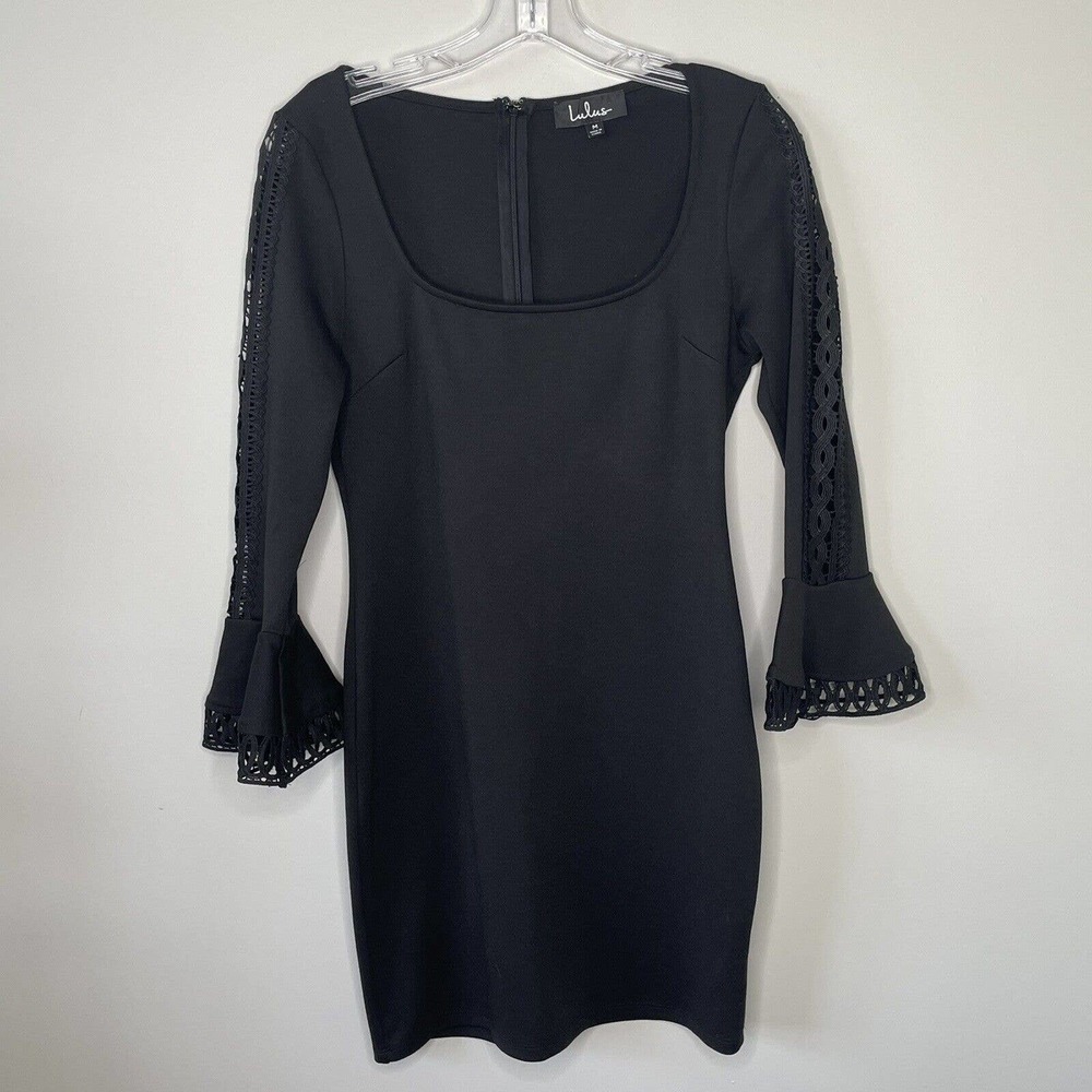 Lulus Dress IBD9259L Women’s Medium Black Bodycon Square Neck Eyelet Bell A-1018